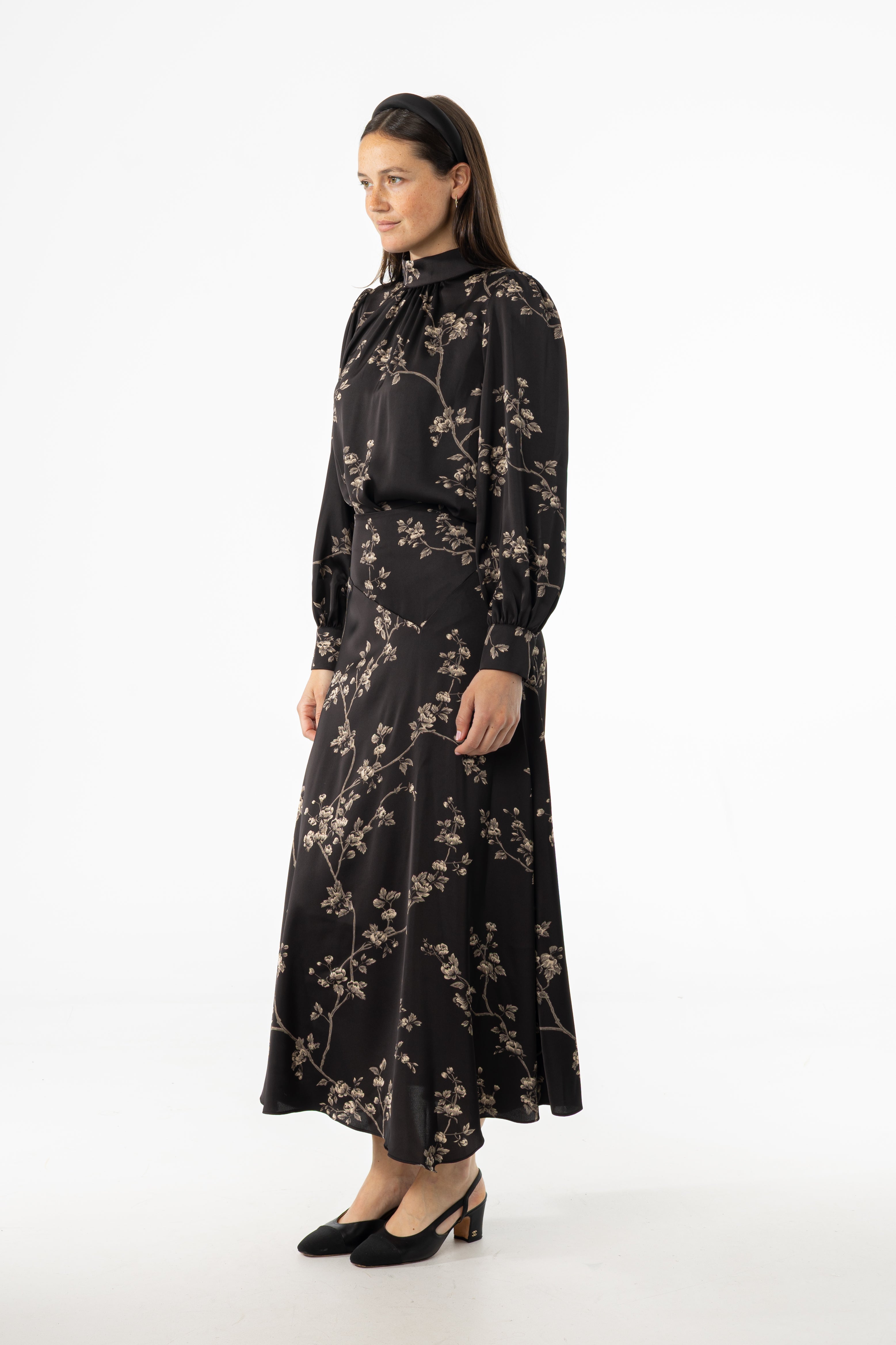 Black & Beige Asymmetrical Flare Skirt