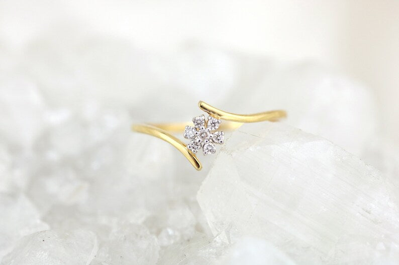 14kt Gold and Diamond flower ring, dainty diamond flower ring, dainty gold diamond ring, cluster flower ring, anniversary ring gifts for her